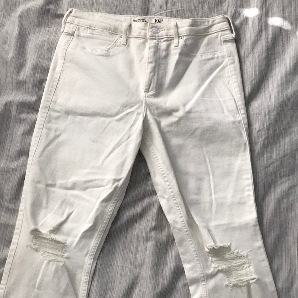 Abercrombie white jeans